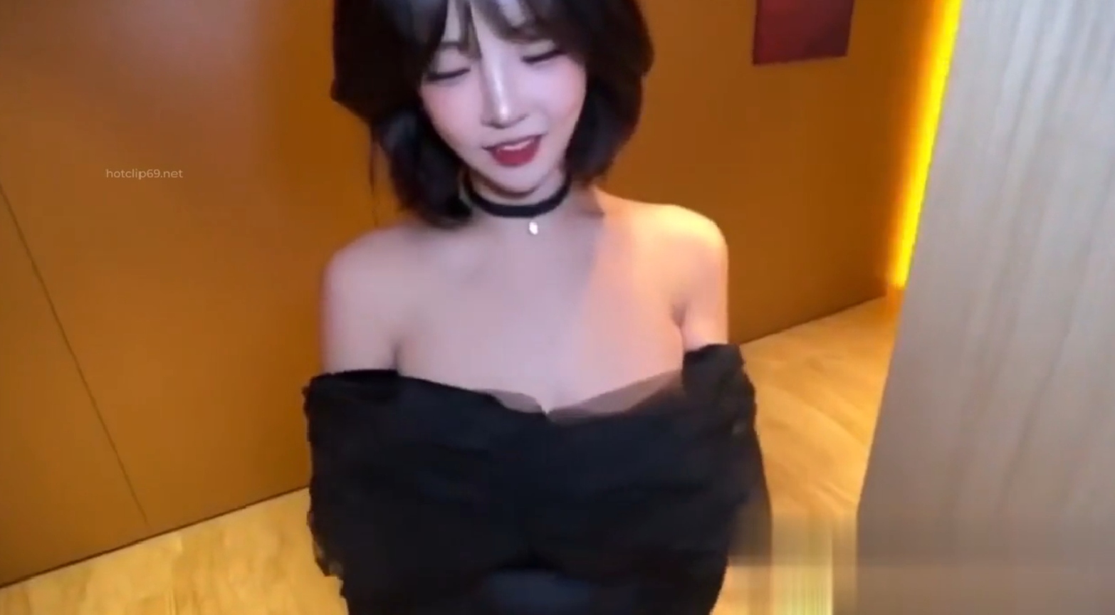 คลิปหลุด เปลือยกายยั่วเย็ด ในคอนโด เสียวจนน้ำตาไหล